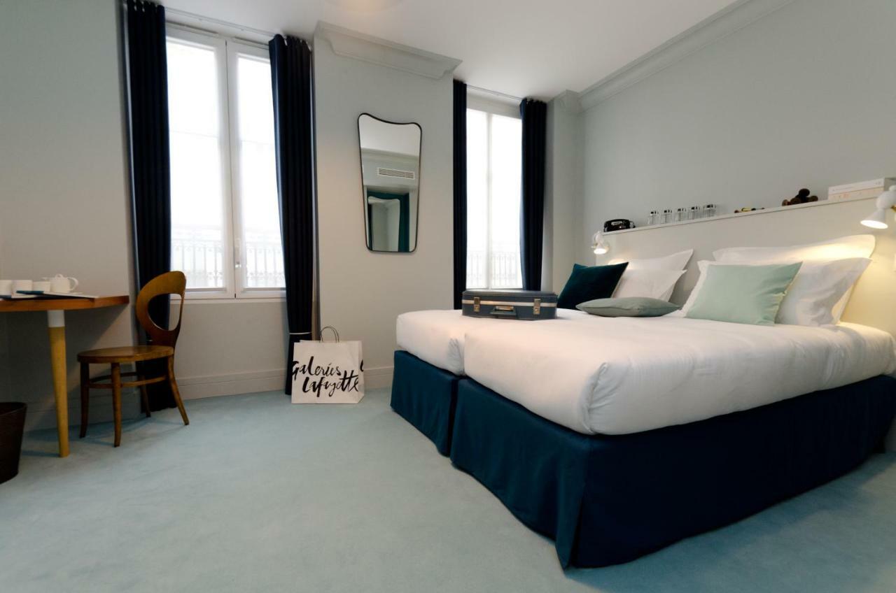 Hotel Celeste Batignolles Montmartre Париж Екстериор снимка