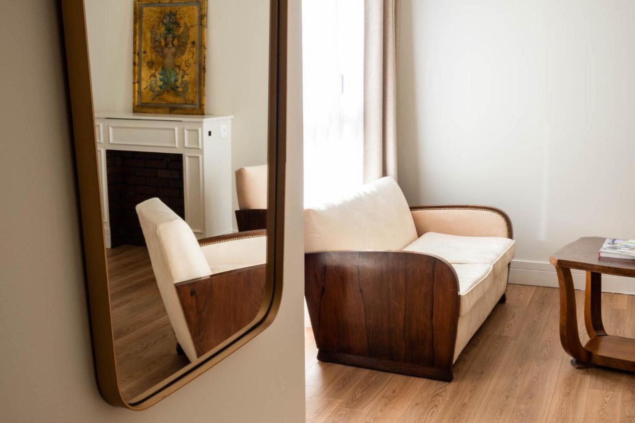 Hotel Celeste Batignolles Montmartre Париж Екстериор снимка
