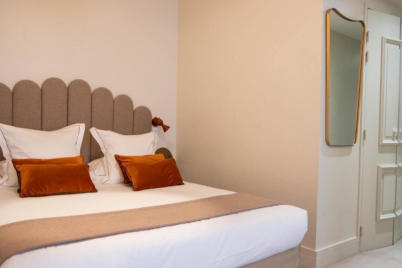 Hotel Celeste Batignolles Montmartre Париж Екстериор снимка