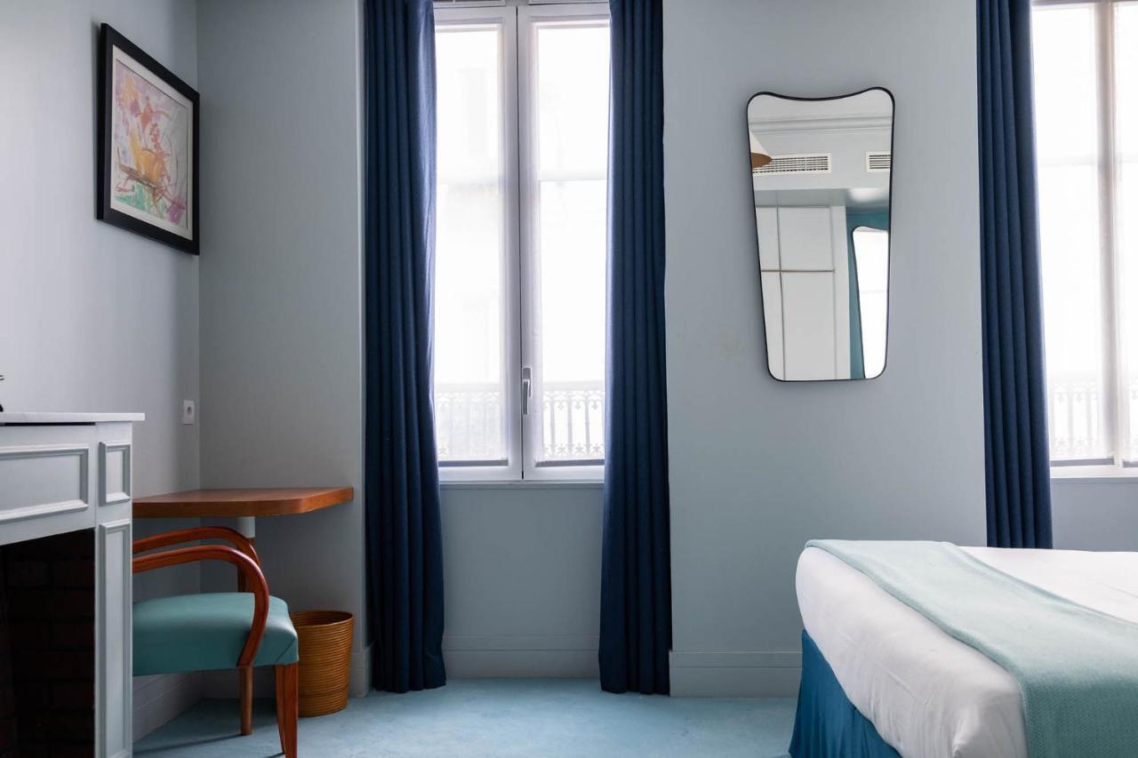 Hotel Celeste Batignolles Montmartre Париж Екстериор снимка